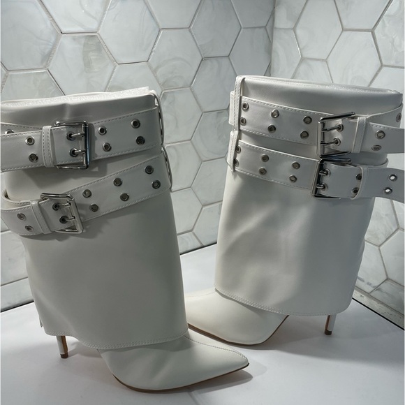 Wlid Diva Lounge White Stiletto Buckle Boot Size 7.5 M Zaily Boot High Heel - Picture 6 of 12